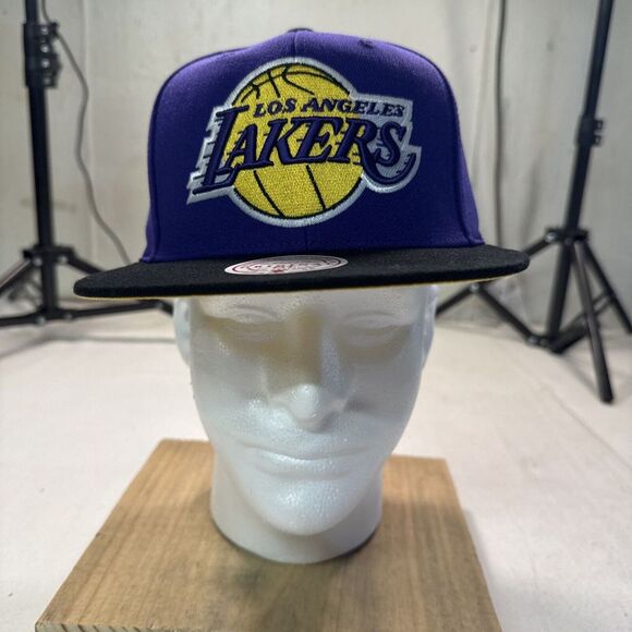 Mitchell & Ness Los Angeles Lakers Hat Snapback Purple W/black Bill, NBA, NWT - Picture 2 of 14